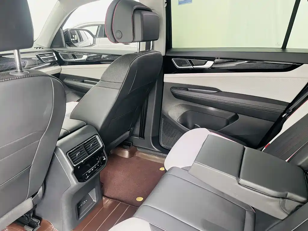 Volkswagen Teramont — миниатюра 11