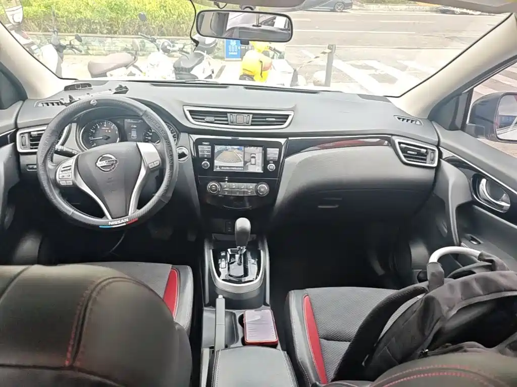 Nissan Qashqai — миниатюра 10