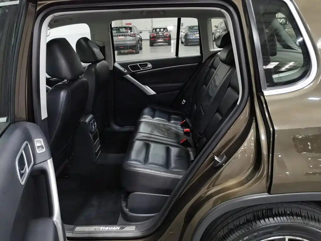 Volkswagen Tiguan — миниатюра 15