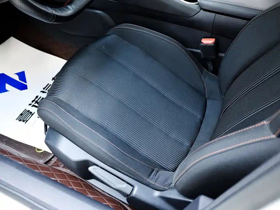 Peugeot 508 — миниатюра 27