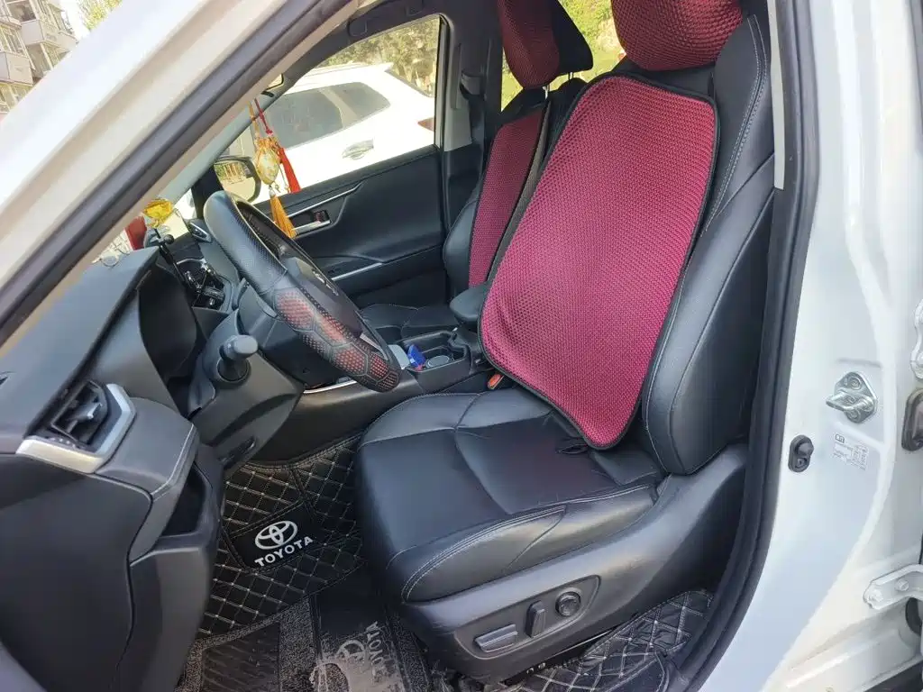 Toyota Wildlander — миниатюра 11