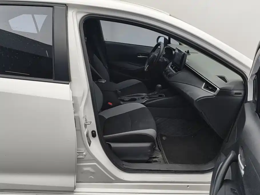 Toyota Corolla — миниатюра 8