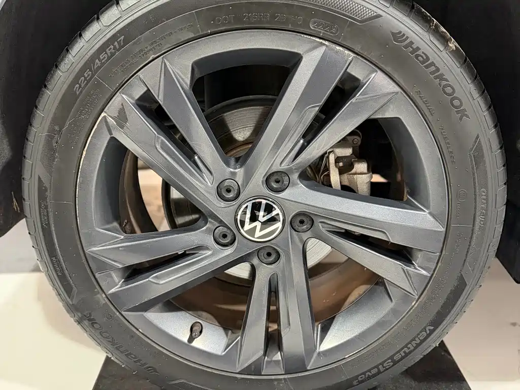 Volkswagen Golf — миниатюра 17