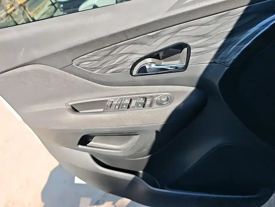 Buick Encore — миниатюра 7