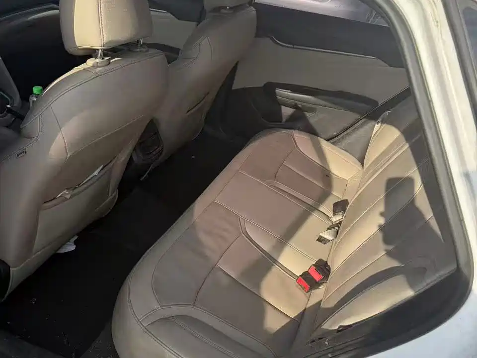 Buick Excelle — миниатюра 5