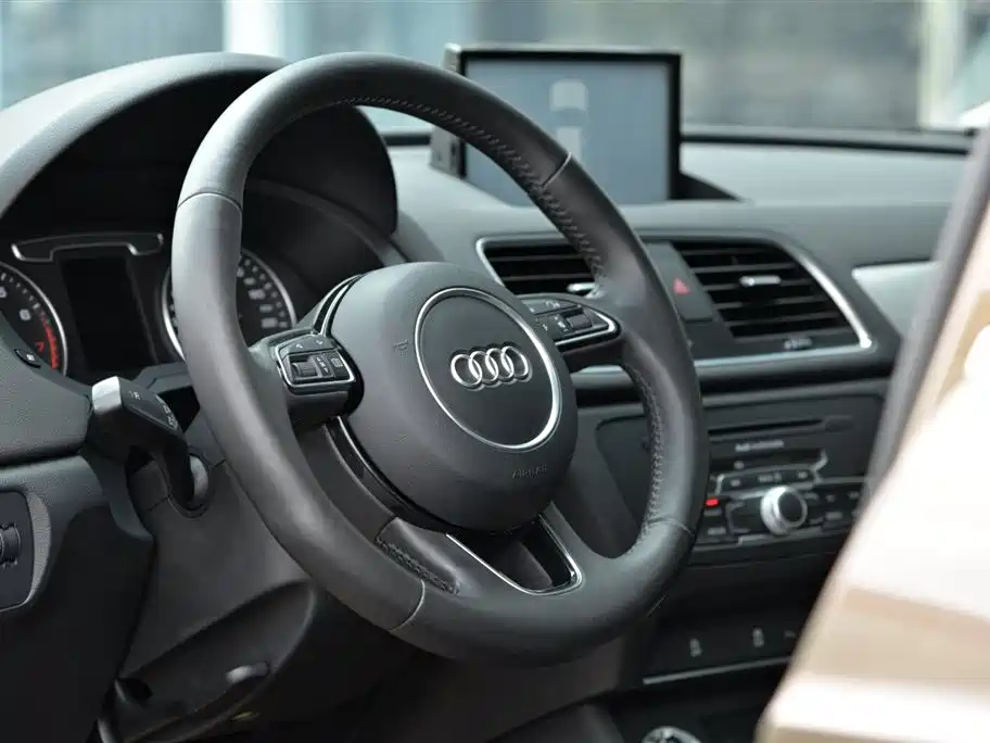 Audi Q3 2015 35 TFSI quattro