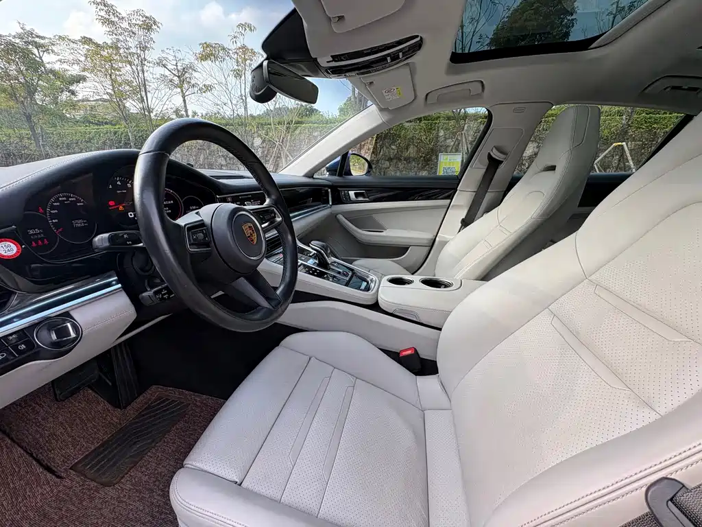 Porsche Panamera — миниатюра 4