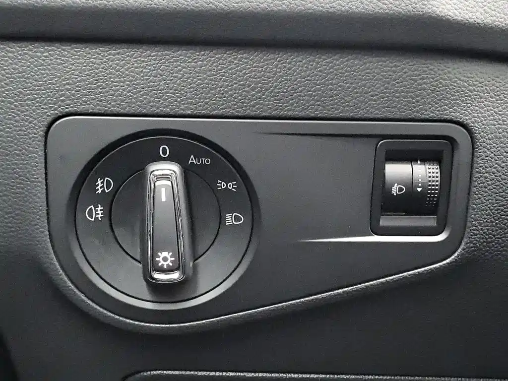 Volkswagen Tiguan L — миниатюра 21