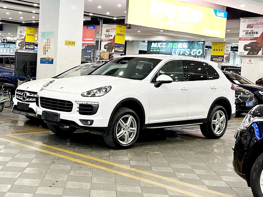 Porsche Cayenne 2014