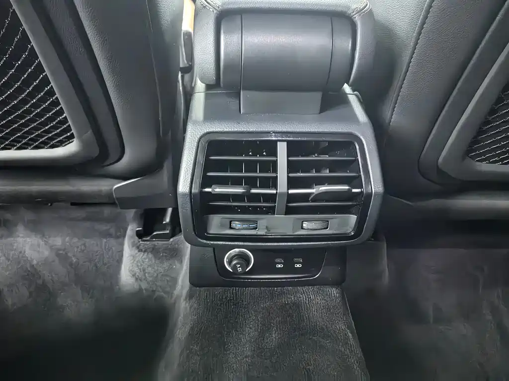 Audi Q3 — миниатюра 17
