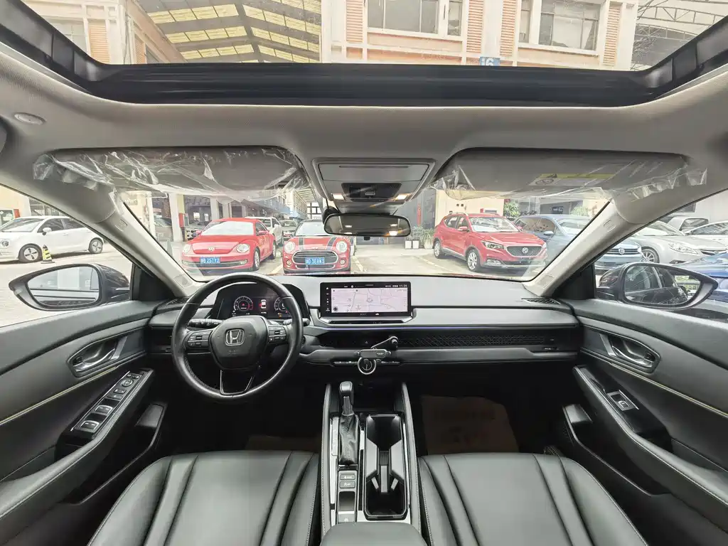 Honda Accord — миниатюра 16