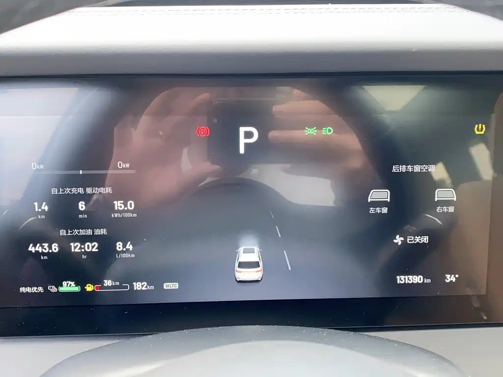 Li Auto Li ONE — миниатюра 11