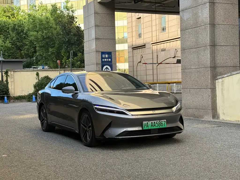 BYD Han — миниатюра 3