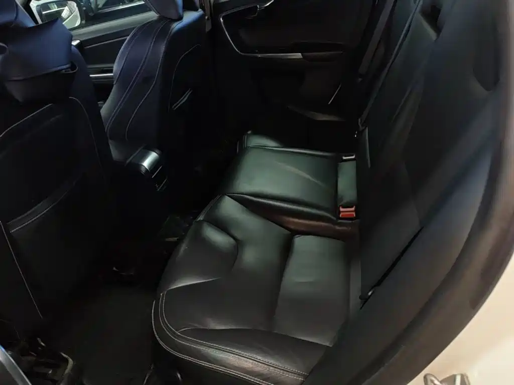 Volvo XC60 — миниатюра 17