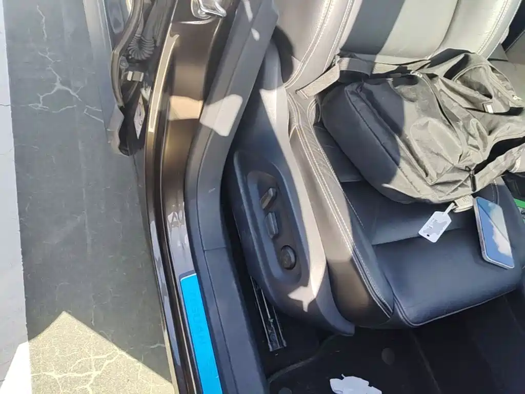 Volkswagen Tiguan — миниатюра 25