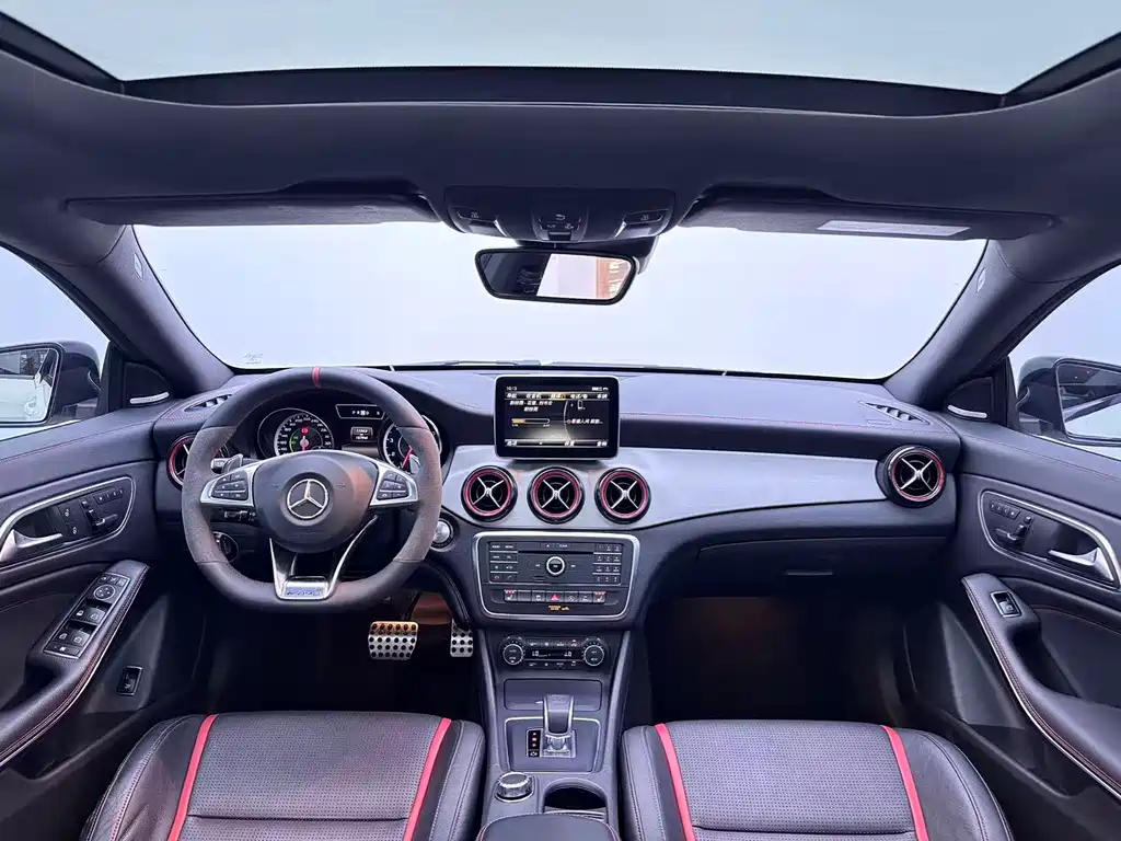 Mercedes-Benz CLA AMG — миниатюра 7