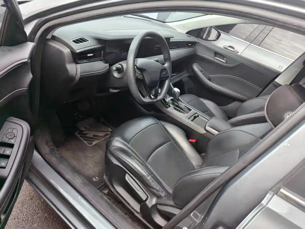 Roewe i5 — миниатюра 23