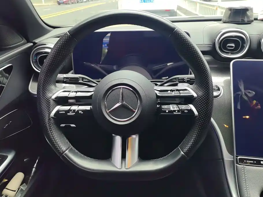 Mercedes-Benz C-Class — миниатюра 15