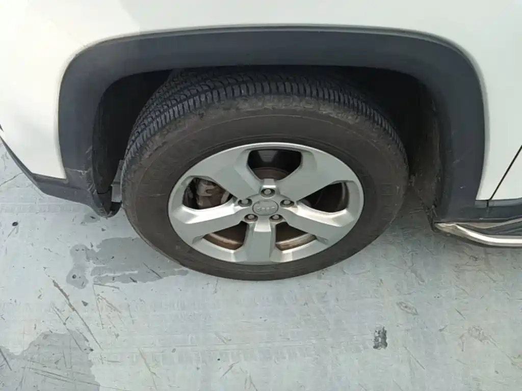 Jeep Compass — миниатюра 23
