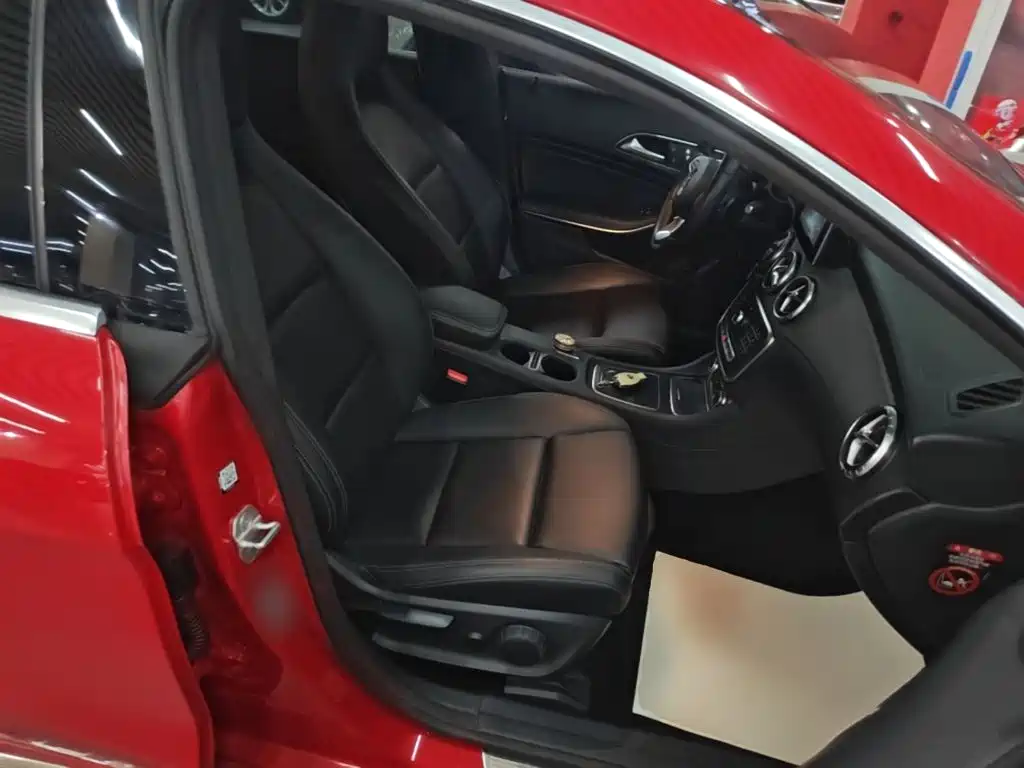 Mercedes-Benz CLA (Import) — миниатюра 25