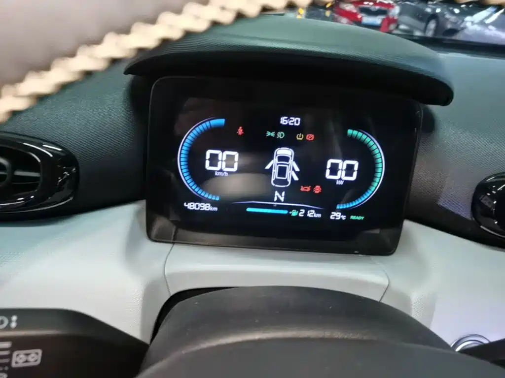 Leapmotor Leapmotor T03 — миниатюра 12