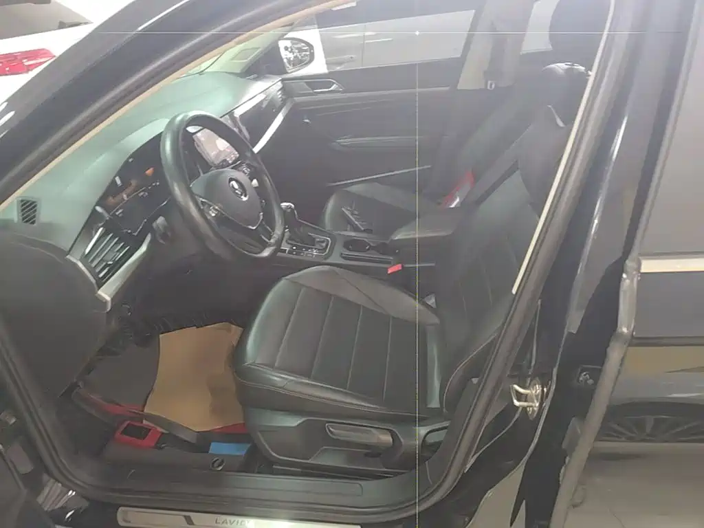 Volkswagen Lavida — миниатюра 15