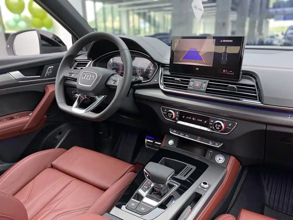 Audi Q5L — миниатюра 11