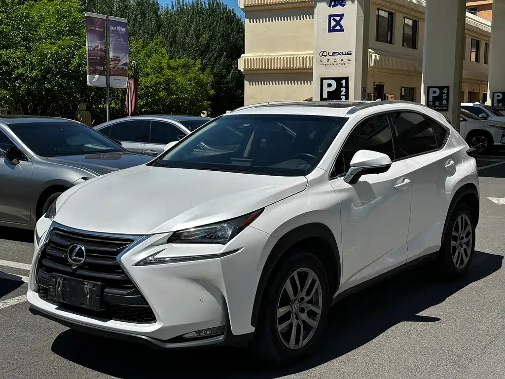 Купить Lexus NX