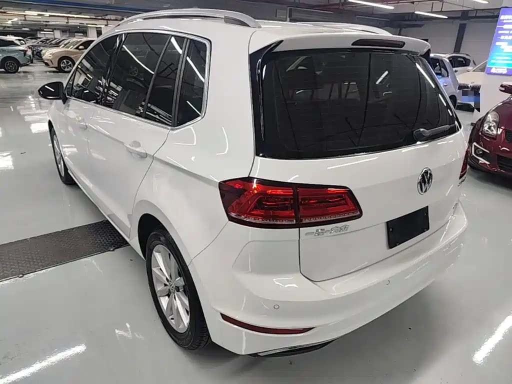 Volkswagen Golf Sportsvan — миниатюра 5