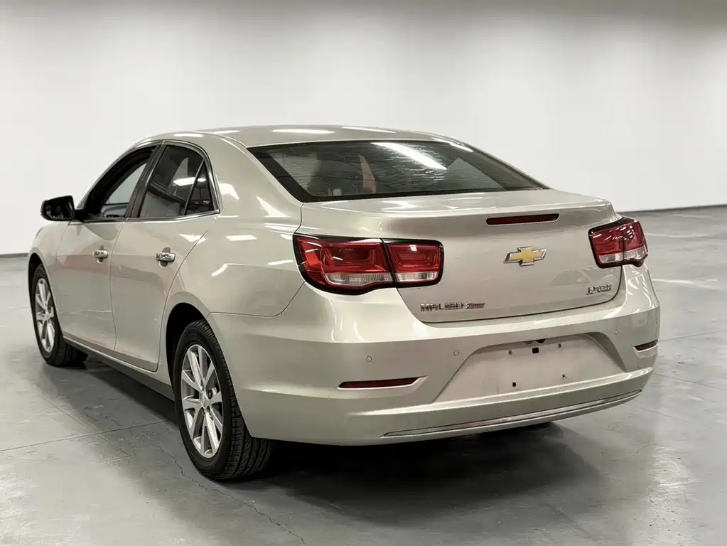 Chevrolet Malibu — миниатюра 10
