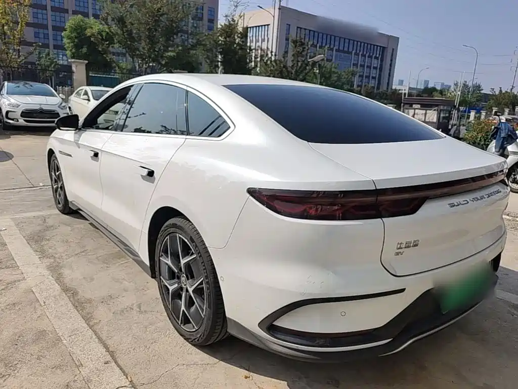 BYD Han — миниатюра 5