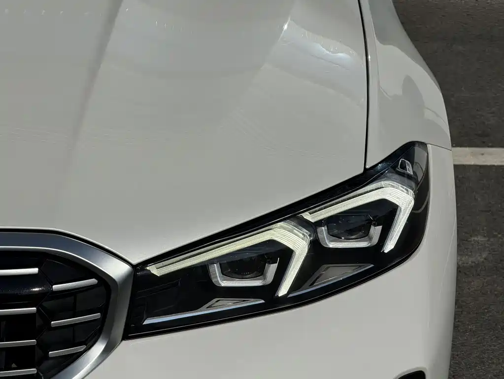 BMW 3 Series — миниатюра 10