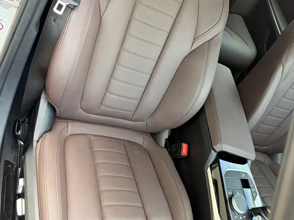 BMW 3 Series — миниатюра 10
