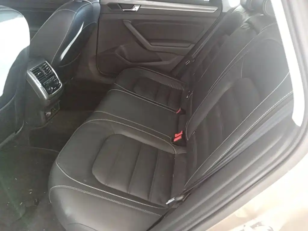 Volkswagen Passat — миниатюра 17