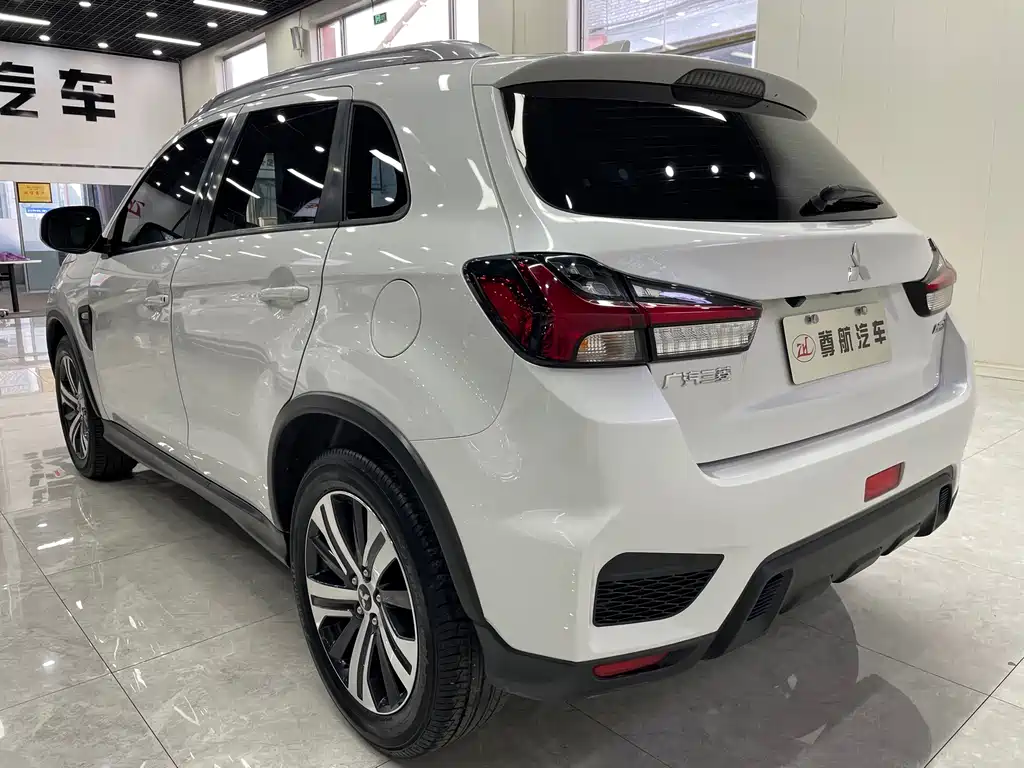 Mitsubishi ASX — миниатюра 6