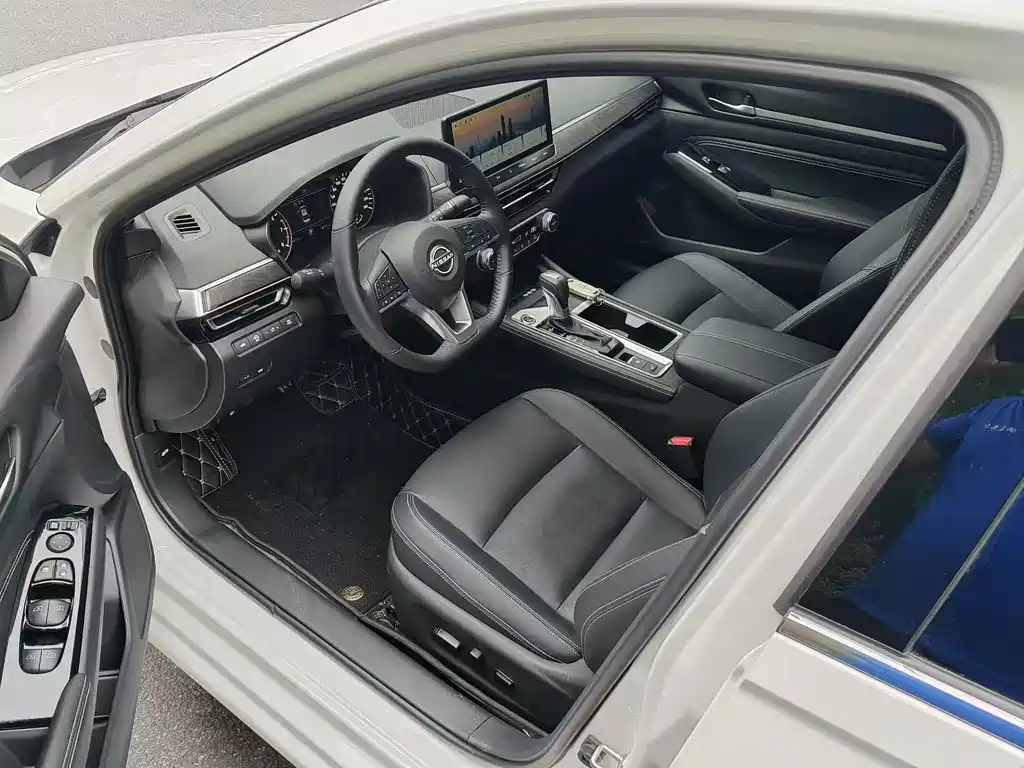Nissan Teana — миниатюра 6