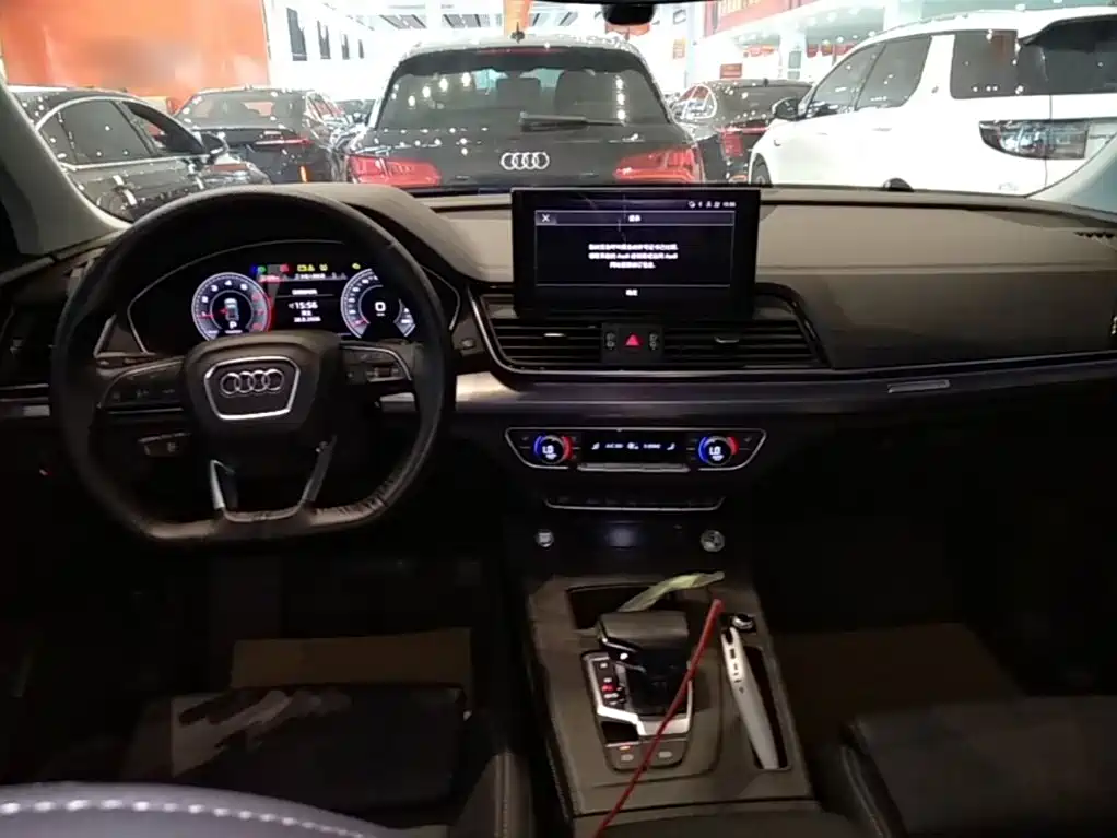 Audi Q5L — миниатюра 10