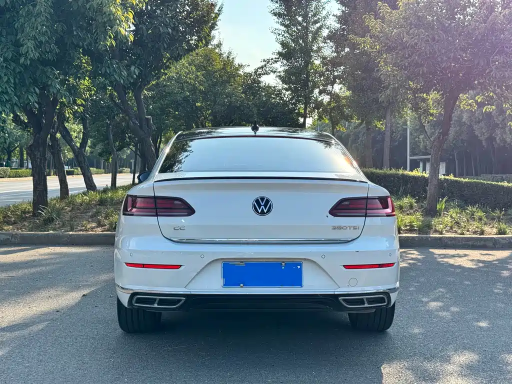 Volkswagen CC — миниатюра 9