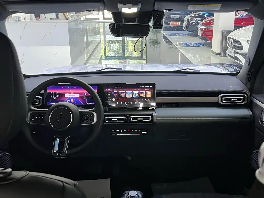 Baojun Yueye — миниатюра 6