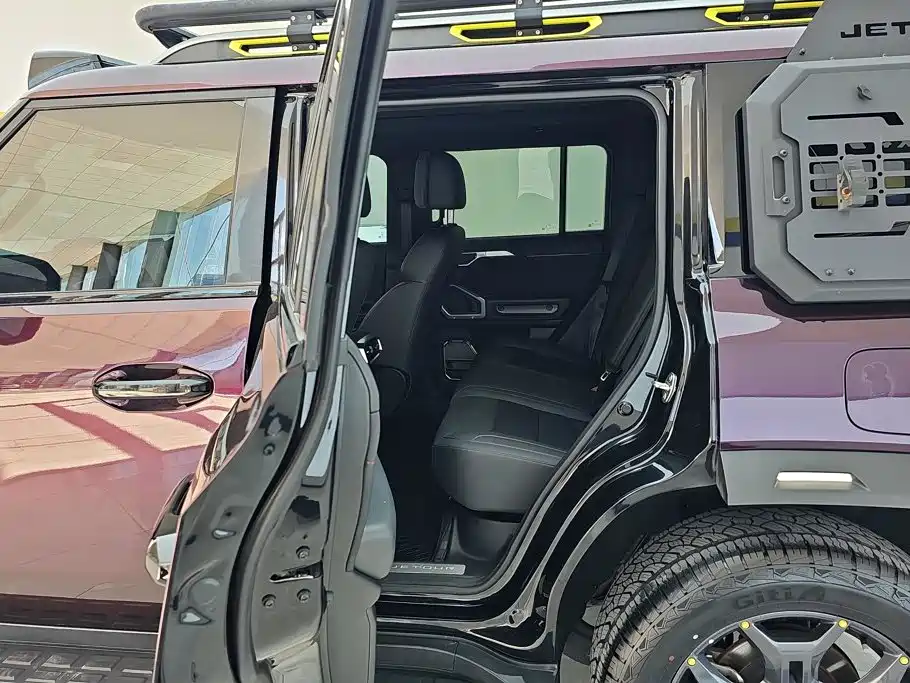 Jetour Traveller — миниатюра 10