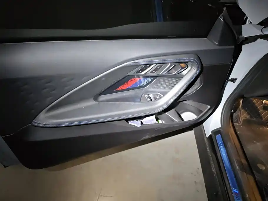 BMW 2 Series (Import) — миниатюра 7