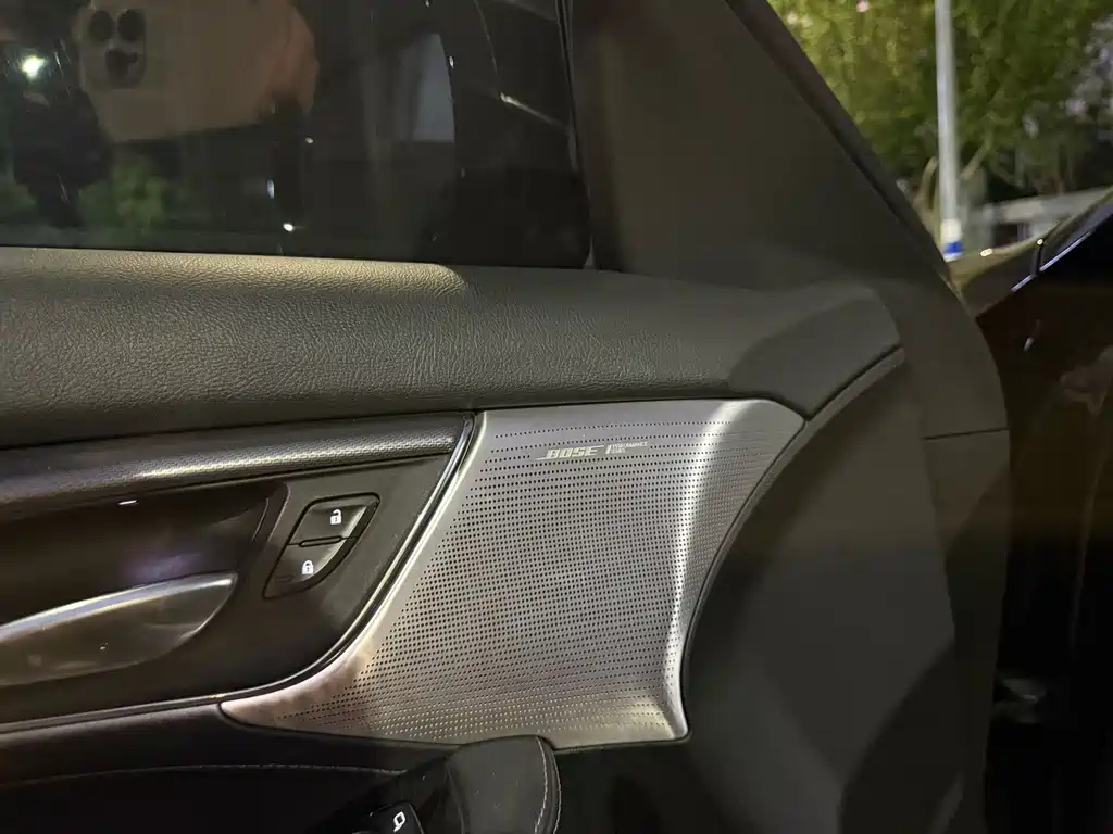 Cadillac CT5 — миниатюра 4