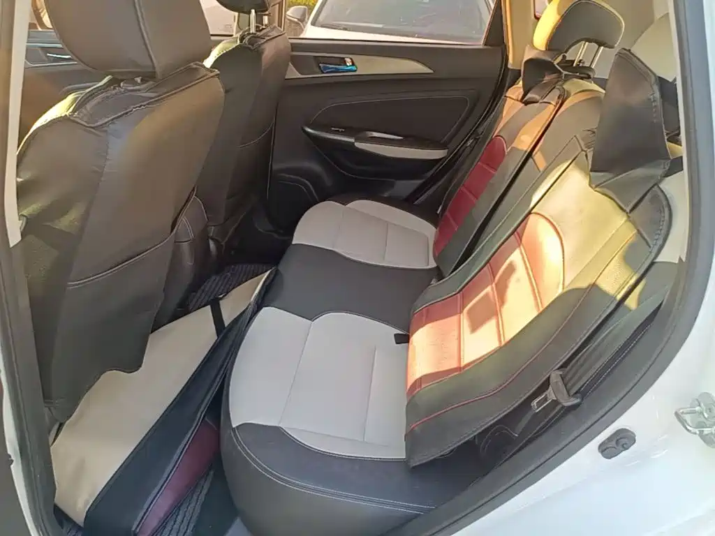Changan CS35 — миниатюра 17