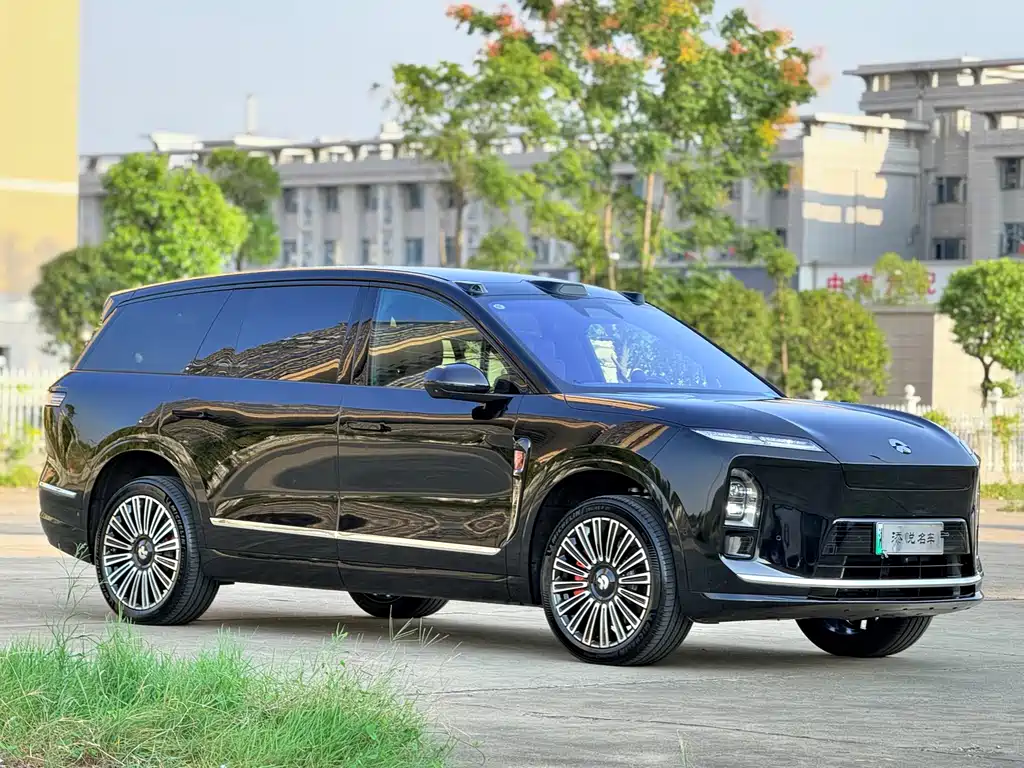NIO ES8 — миниатюра 2