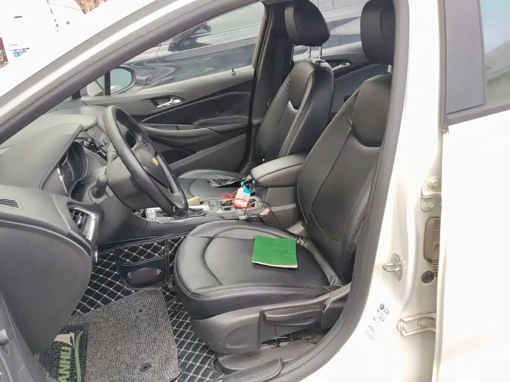 Chevrolet Cruze — миниатюра 16
