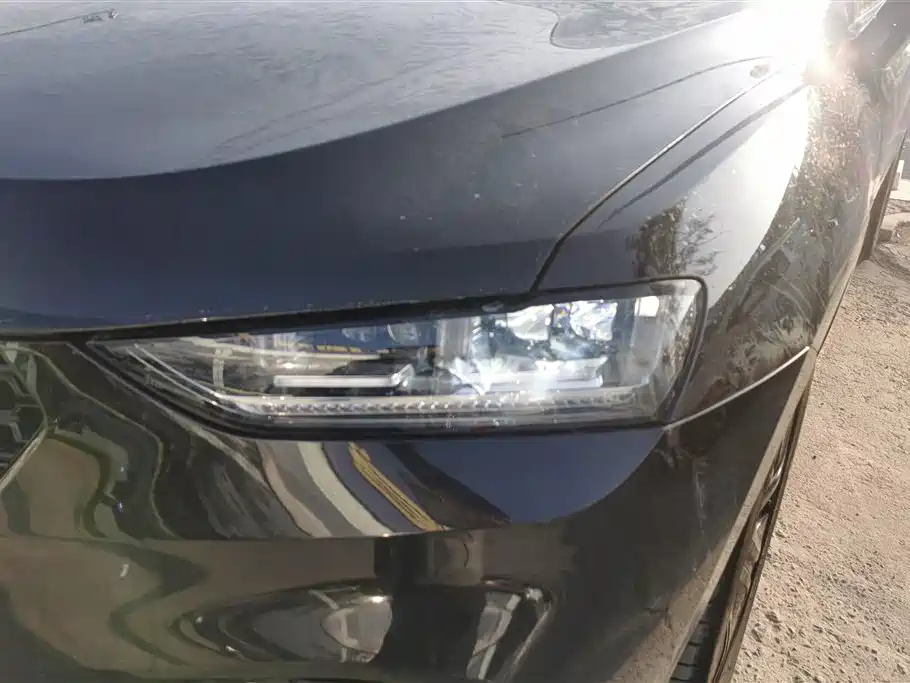 WEI PAI WEI BRAND VV7