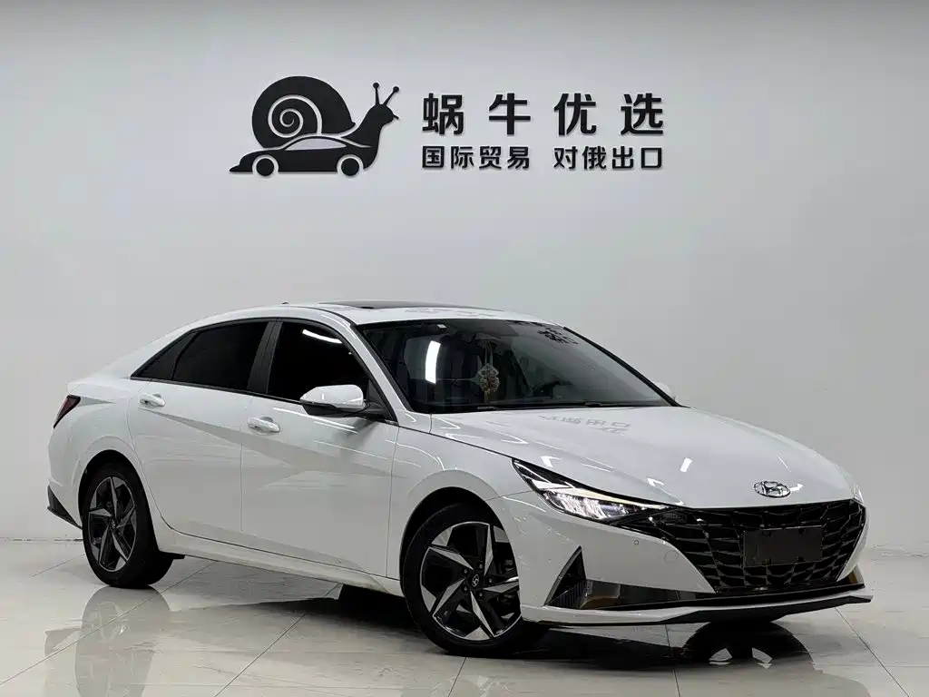 Hyundai Elantra — миниатюра 3