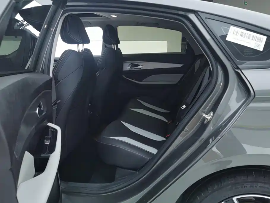 Geely Binrui — миниатюра 11