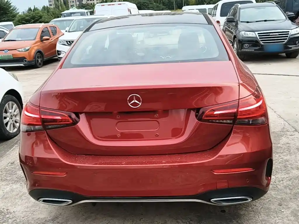 Mercedes-Benz A-Class — миниатюра 6