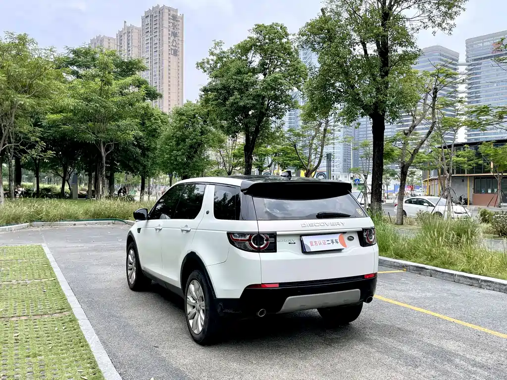 Land Rover Discovery Sport — миниатюра 4